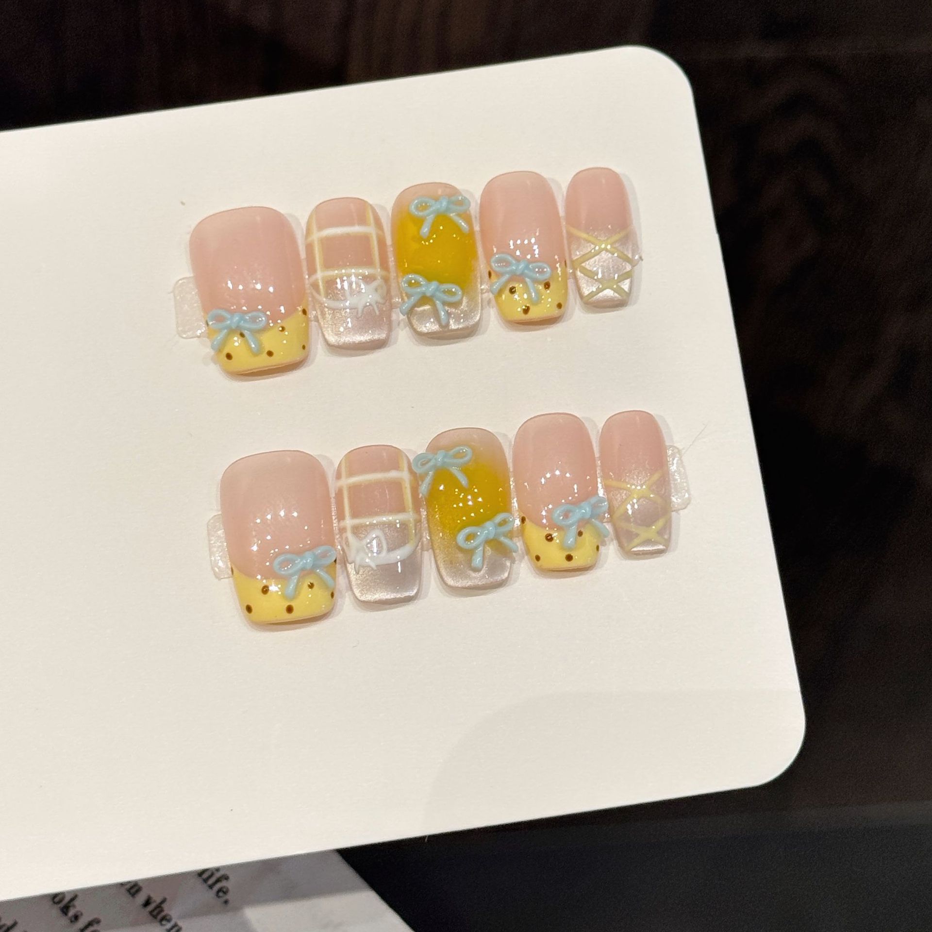 10 Uds. De uñas postizas hecha - Nail Art Yellow reseña y precio